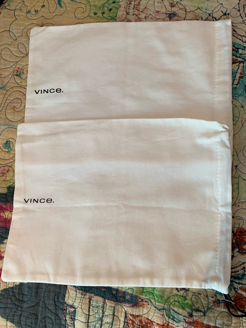 🌼VINCE🌼ACCESSORY/DUST BAGS. 2 BAGS. NWOT.EXCELLENT CONDITION! - Picture 3 of 5